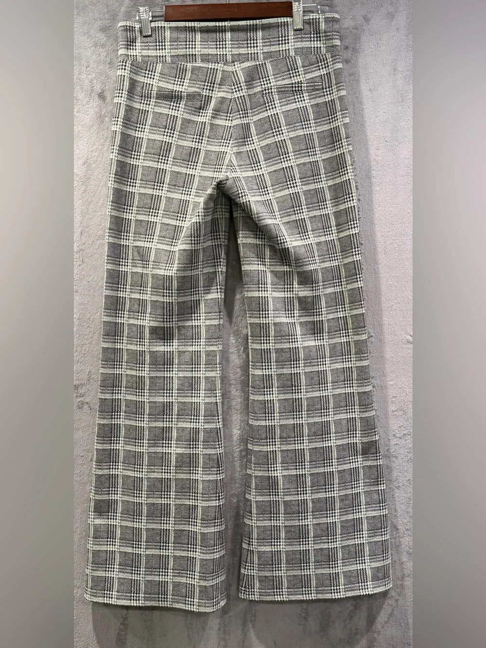 Betabrand‎ Women's Pants Gray Plaid Mid Rise Stretch Pull On Size M Retro